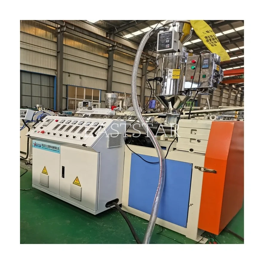 Tehnologiile inovatoare conduc producția de benzi de margine din PVC, realizând o producție eficientă și precisă.